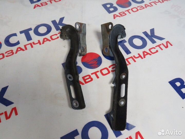 Петля капота honda FIT GD1, GD2, GD3, GD4