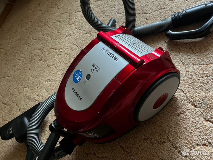 Пылесос Samsung/пылесос zanussi
