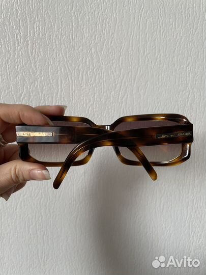 Солнцезащитные очки Chanel