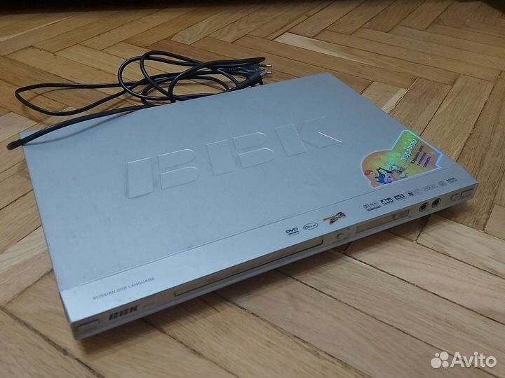 DVD плеер BBK