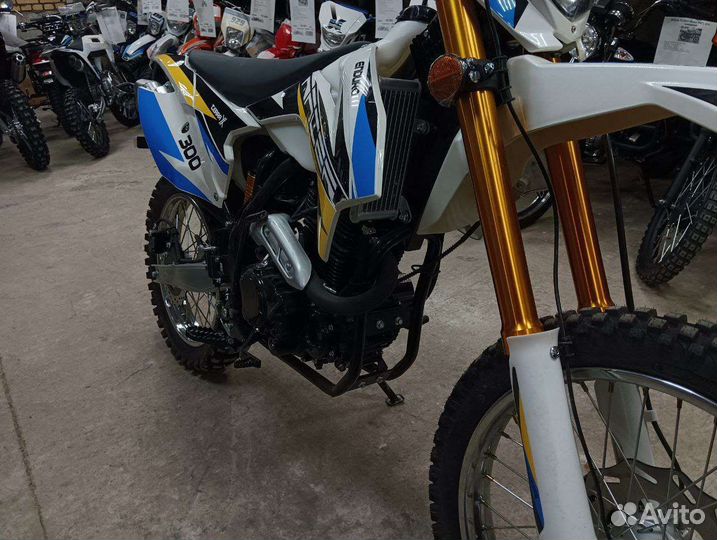 Мотоцикл кроссовый racer enduro 300 новый