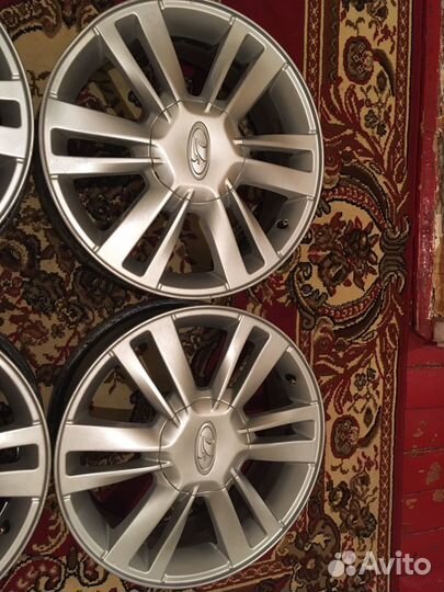 Диски пталомей на весту