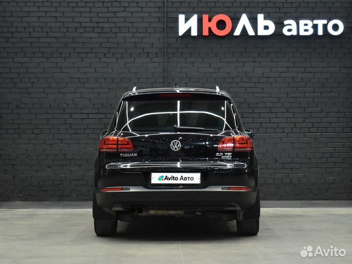 Volkswagen Tiguan 2.0 AT, 2015, 156 231 км