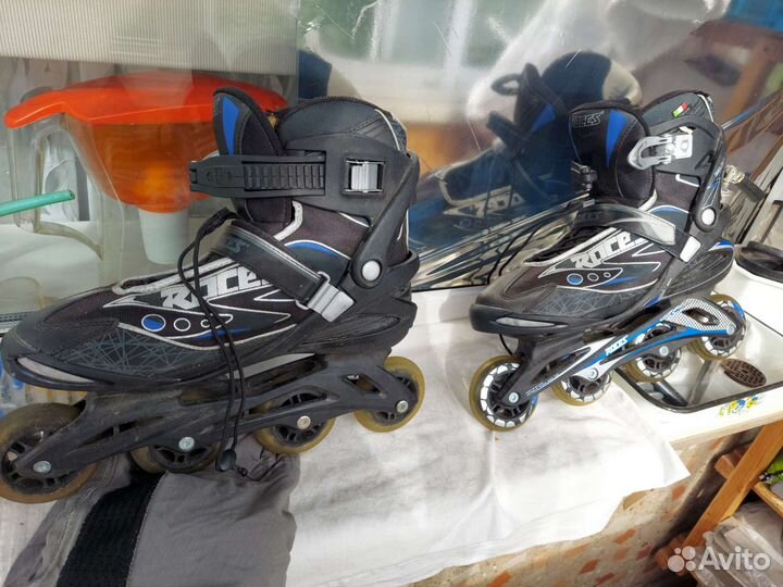 Роликовые коньки