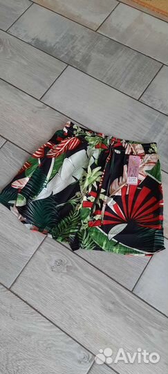 Шорты женские