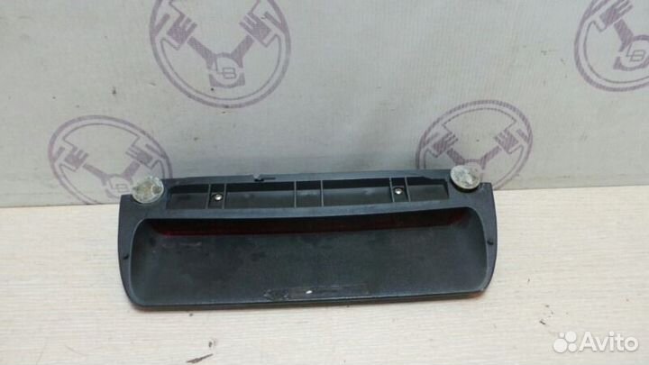 Дополнительный стоп сигнал Citroen C5 X40 RFJ 2006