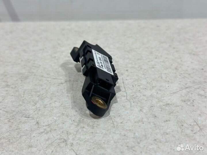 Датчик SRS Mercedes-Benz C W203 M271.946 2004
