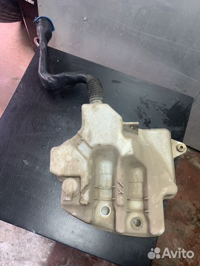 Бачок омывателя range rover sport