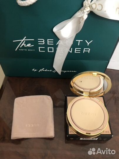 Gucci пудра