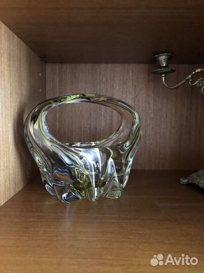 Продаю вазу-конфетницу Чехия винтаж