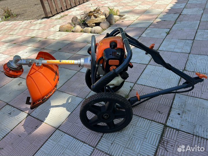 Газона косилка