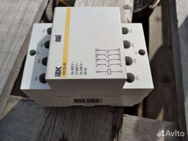 Модульный контактор IEK км 25-40