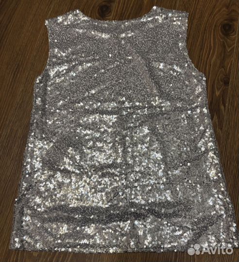 Праздничный топ с пайетками