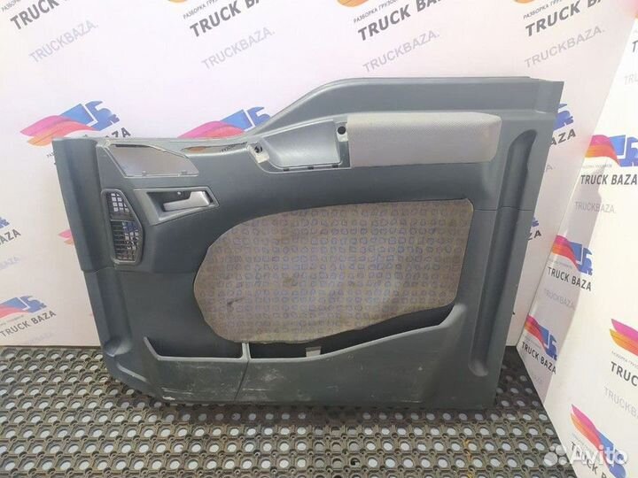 Обшивка двери правая Man TGA