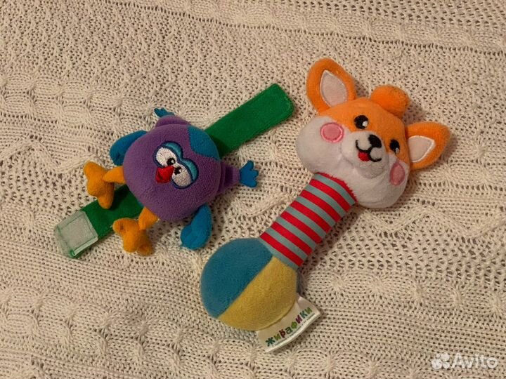 Игрушки для малыша пакетом Погремушки