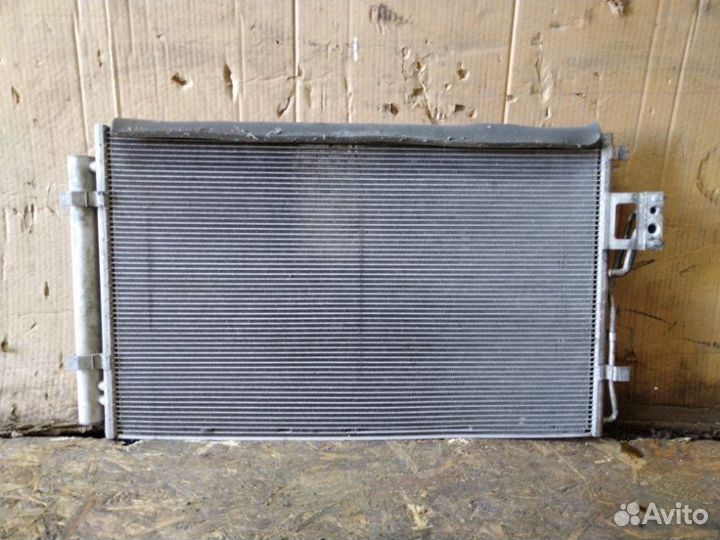 Радиатор кондиционера Hyundai Santa Fe CM G4KE