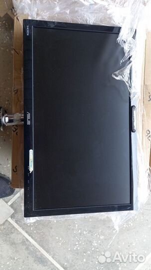 Монитор 22 дюйма