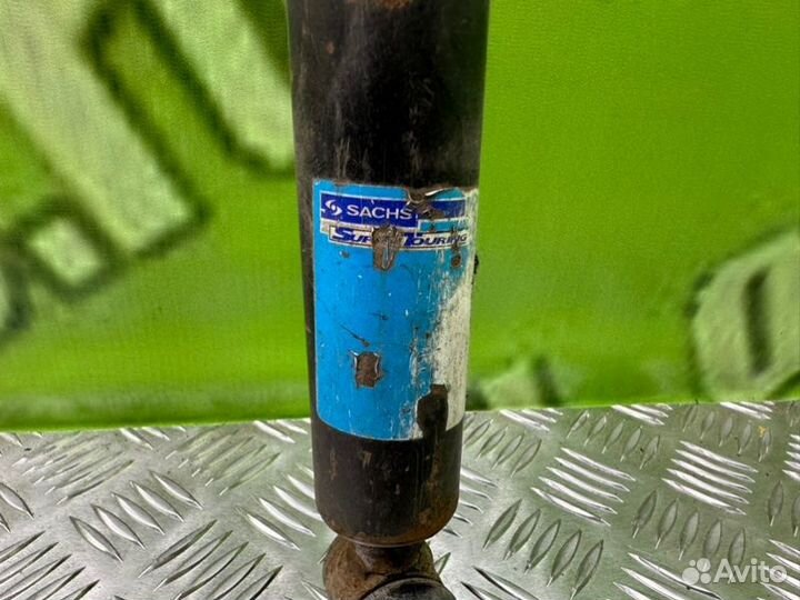 Амортизатор задний Mercedes-Benz W124 M103 3.0