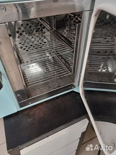 Сухожаровый шкаф