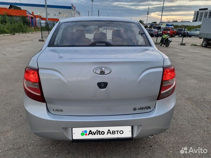 LADA Granta 1.6 МТ, 2012, 107 800 км