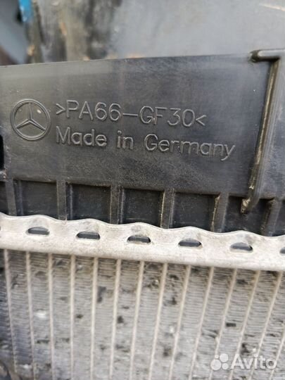 Радиатор мерседес актрос мп2 мп3 Germany