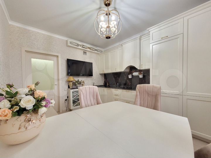 2-к. квартира, 68 м², 5/5 эт.