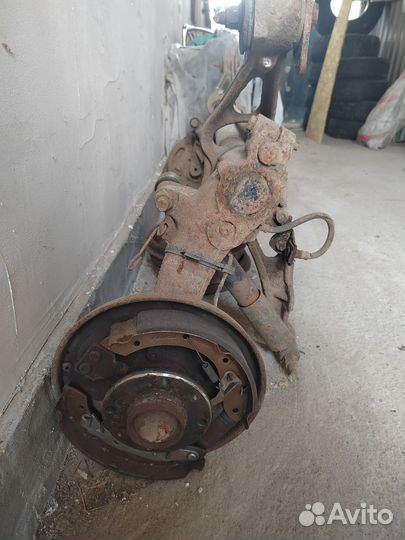 Балка задняя на peugeot partner бу