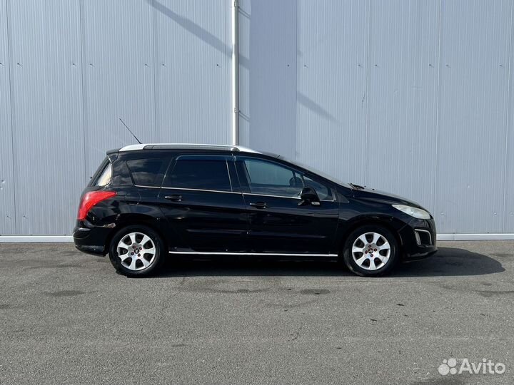 Peugeot 308 1.6 AT, 2011, 241 204 км