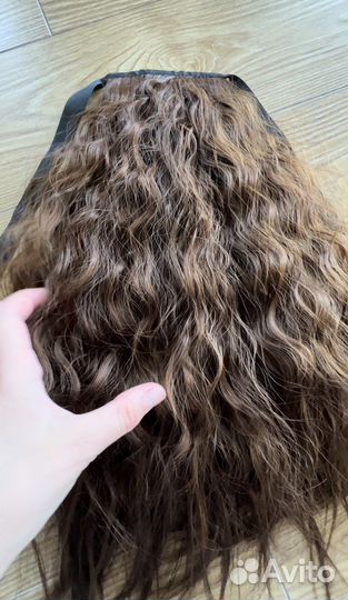 Парик айтач, русые хвосты и трессы на заколках