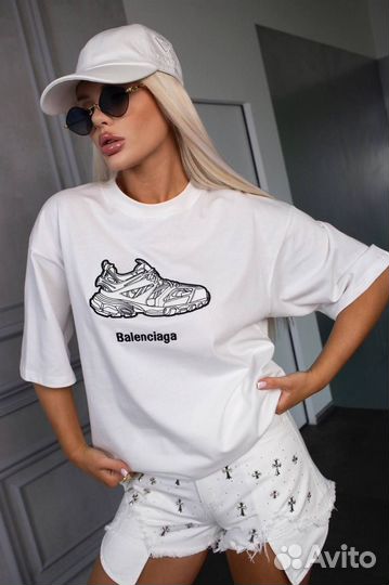 Футболка оверсайз balenciaga