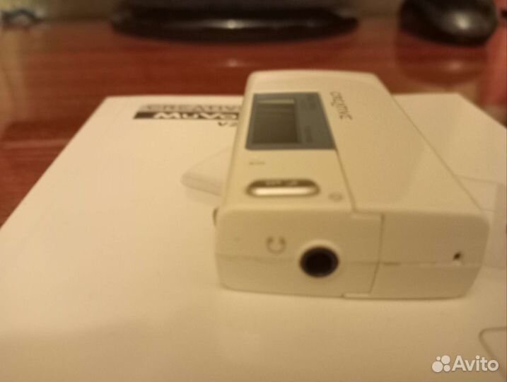 MP3 плеер Creative muvo V200