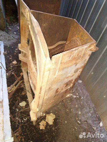 Камин чугунный пр-во СССР в кирпичную печь