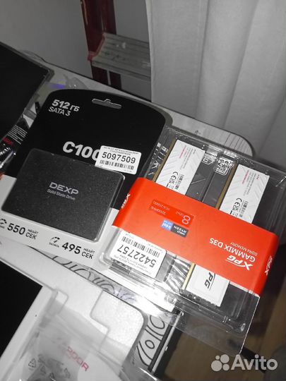 Игровой компьютер с полной переферией