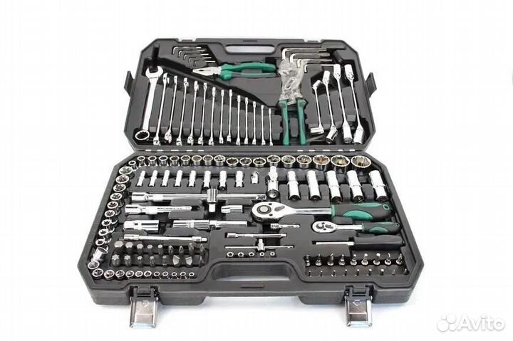 Набор инструментов 137 предметов в защитном кейсе