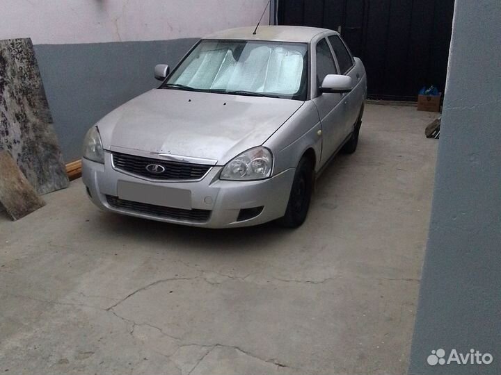 LADA Priora 1.6 МТ, 2007, битый, 300 000 км