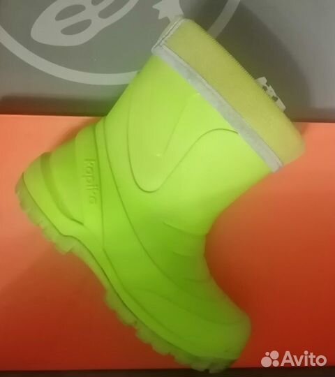 Детские резиновые сапоги