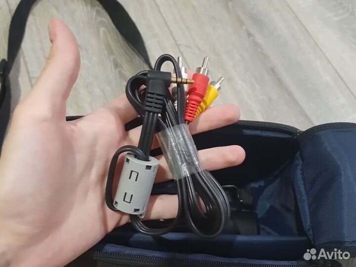 Видеокамера Samsung DVD VP - DC171Bi