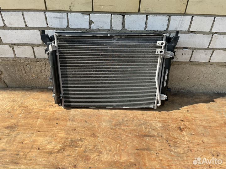 Кассета радиаторов Volkswagen Passat B7 1.4 caxa