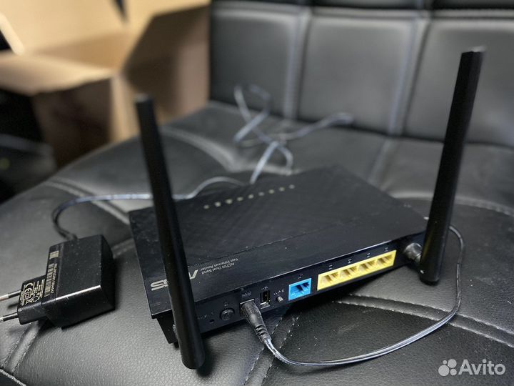 Asus RT-AC750 роутер (читайте описание пожалуйста)