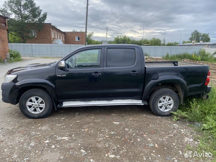 Toyota Hilux 2.5 МТ, 2012, 190 000 км