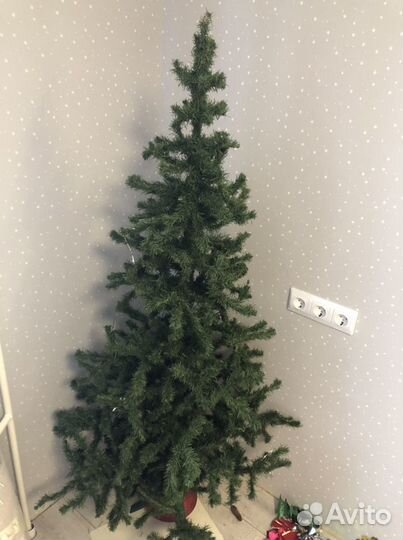 Елка искусственная