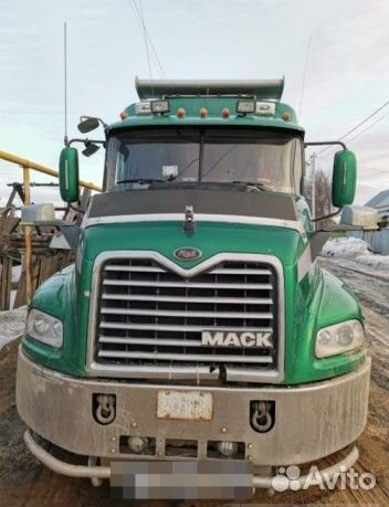 Стекла на американские грузовики Mack