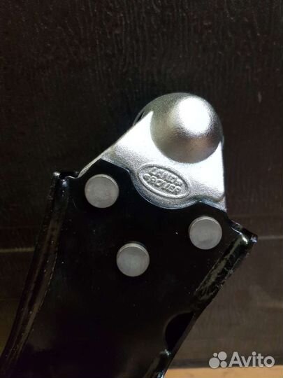 Land Rover Рычаг передний R LR110277