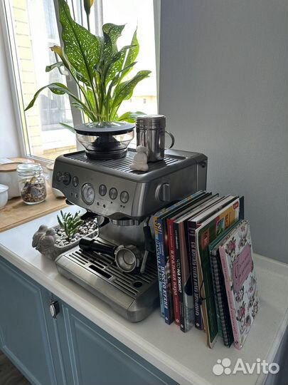 Кофемашина bork c804