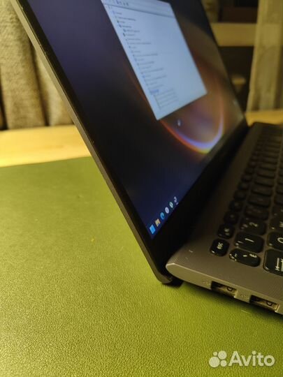 Ноутбук Asus VivoBook 15
