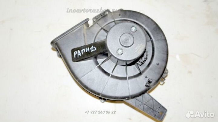 Мотор печки (отопителя) Skoda Rapid