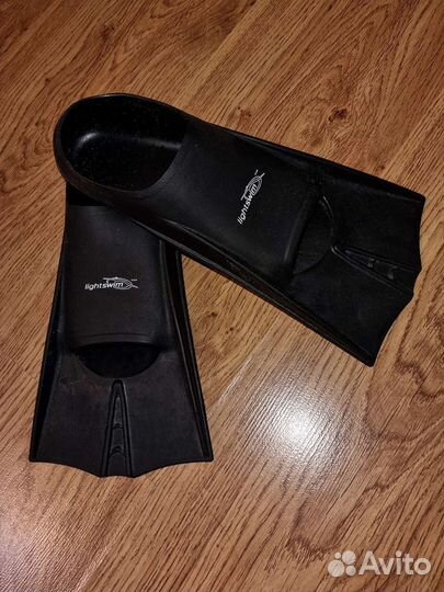 Продам новые ласты