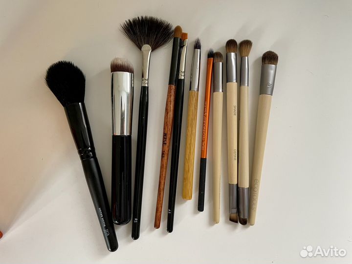 Кисти для макияжа