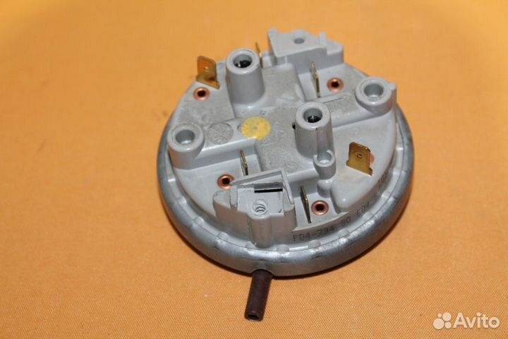 Прессостат asko 018060468 бу. 3948