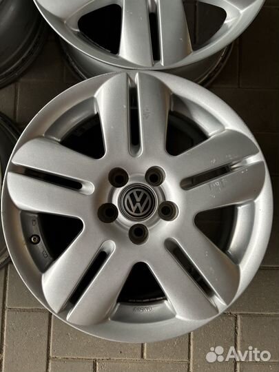 Литые диски R15/5/100 VW Гольф4